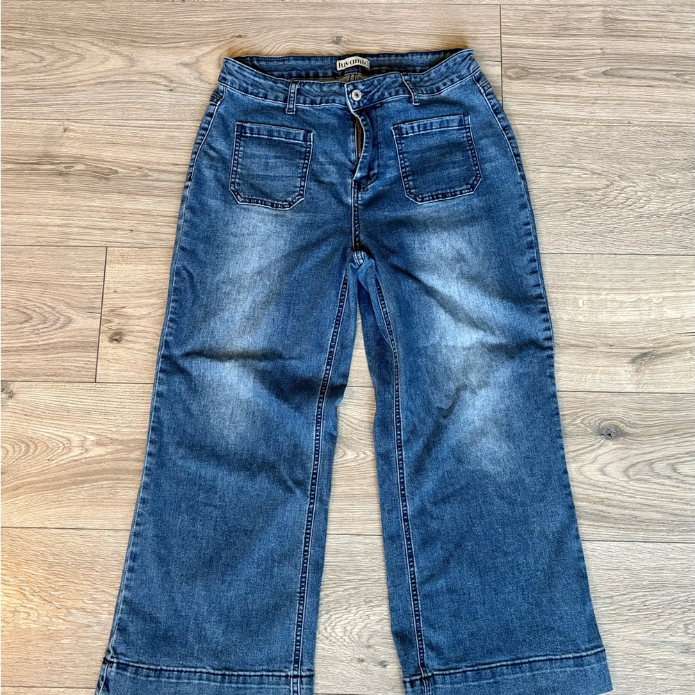 Stylish Denim Wide-Leg Jeans